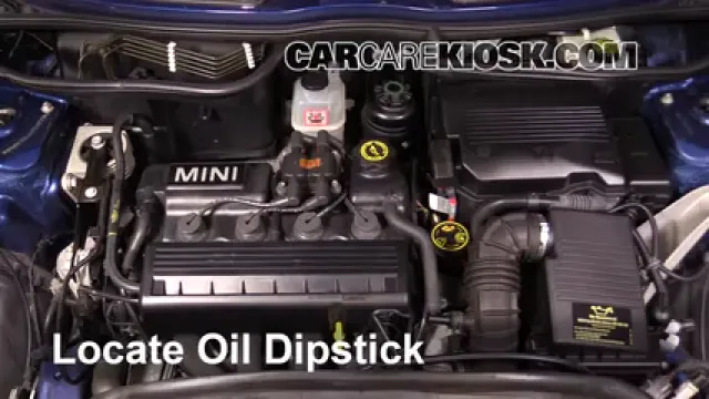 2005 Mini Cooper 1.6L 4 Cyl. Coupe Aceite Controlar nivel de aceite